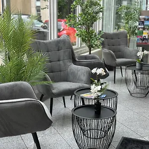 Mirage Zentrum Отель